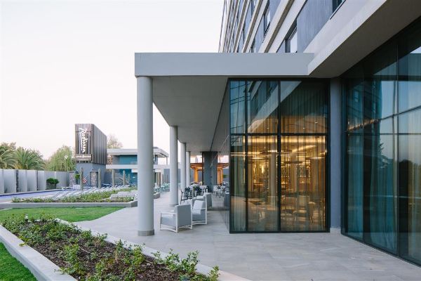 Radisson Hotel And Convention Centre Or Tambo Airport Ctr Or Tambo Local Info - Kempton Park