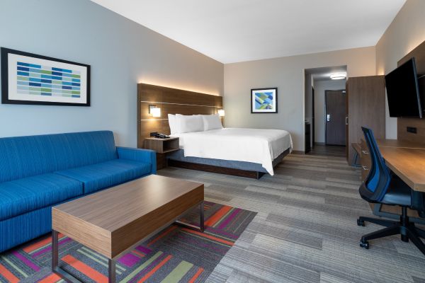 Holiday Inn Express & Suites Wildwood – The Villages By Ihg - The Villages, FL