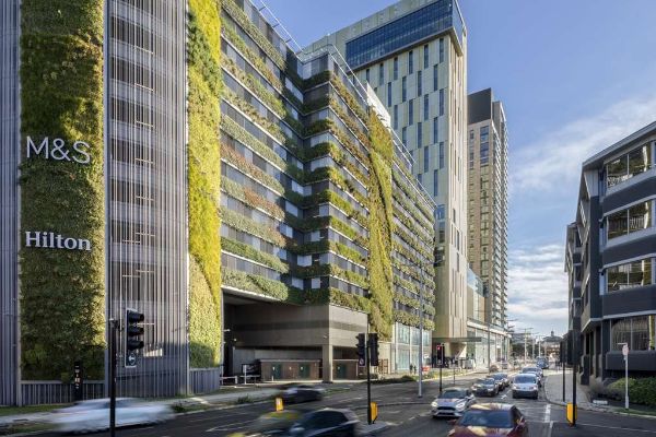Hilton Woking - 沃金