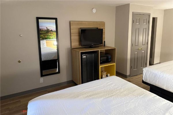 Days Inn By Wyndham Reno - 斯帕克斯