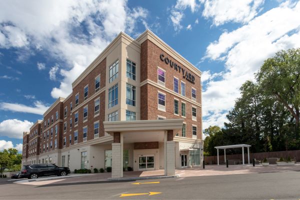 Courtyard By Marriott Rochester Downtown - Rochester, NY