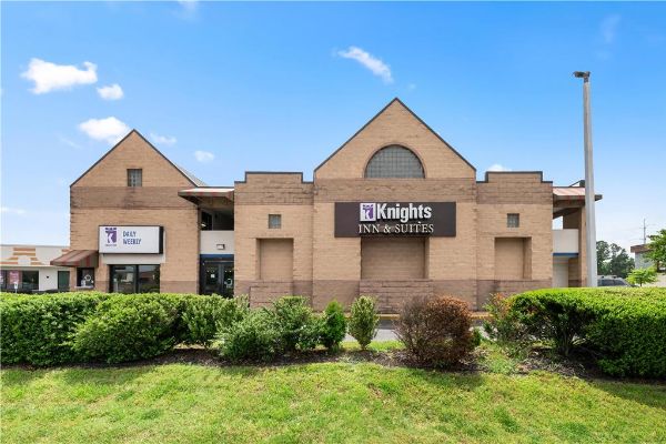 Knights Inn Virginia Beach At Lynnhaven Pkwy - Virginia Beach, VA