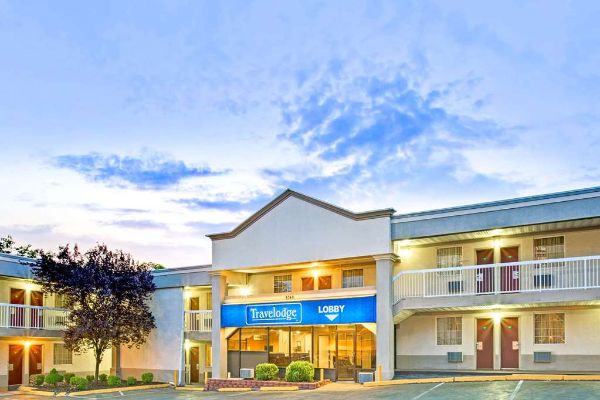 Travelodge By Wyndham Silver Spring - Bethesda, MD