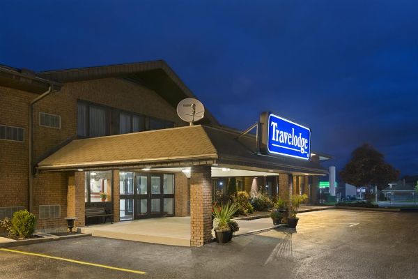Travelodge By Wyndham Owen Sound - Owen Sound