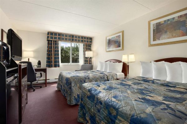Travelodge By Wyndham Ottawa East - ガティノー