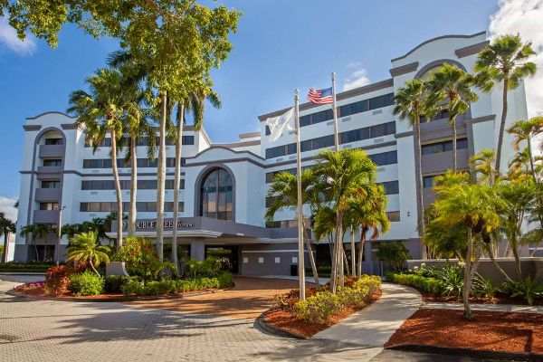 Doubletree By Hilton West Palm Beach Airport - Palm Beach, FL