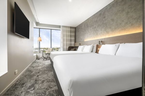 Holiday Inn Express & Suites Sunshine Coast By Ihg - Maroochydore