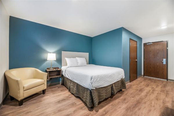 Extended Stay America Select Suites - Orlando - Kissimmee - Four Corners, FL