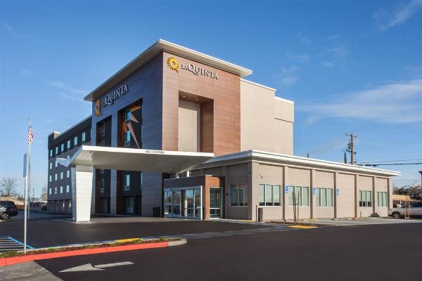 La Quinta Inn & Suites By Wyndham Madera - Madera, CA