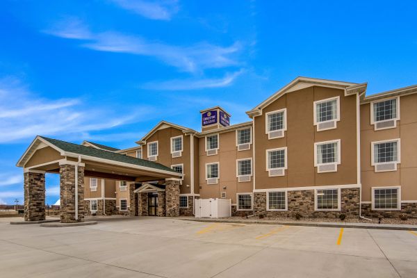 Cobblestone Hotel & Suites - Cozad - Gothenburg, NE