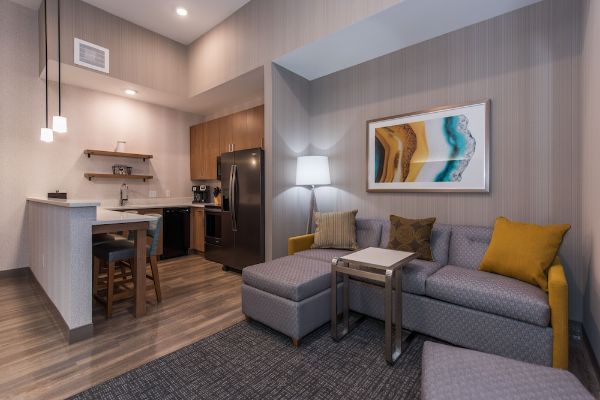Silver Collection Hotel - Fredericksburg, VA