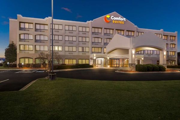 Comfort Suites Lumberton North - Pembroke, NC