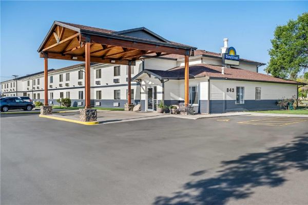 Days Inn By Wyndham Billings - Billings, MT