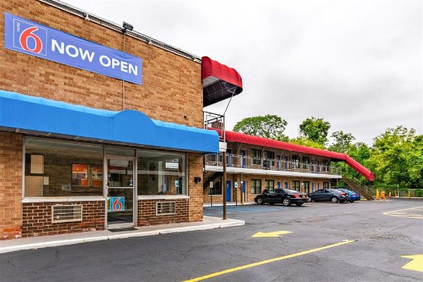 Motel 6 Elmsford Ny - White Plains, NY
