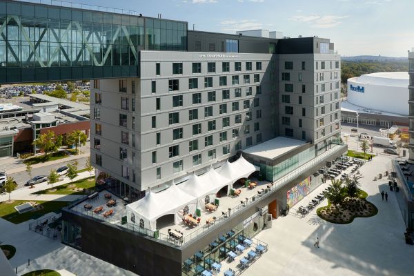 Courtyard By Marriott Laval - Montréal