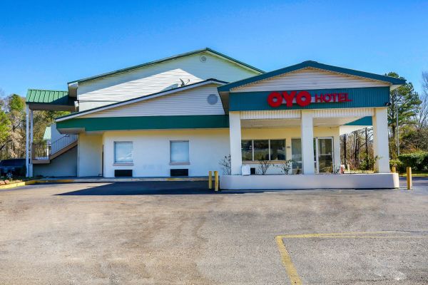 Oyo Hotel Jackson South I 55 - Jackson, MS