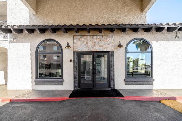 Homestay Suites - Studios & Spas - Perris, CA