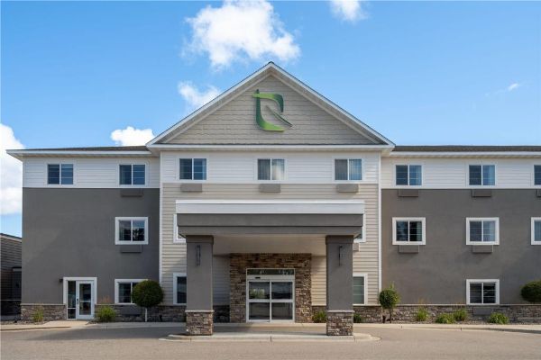 Trademark By Wyndham Little Crow Resort & Conference - Minnesota