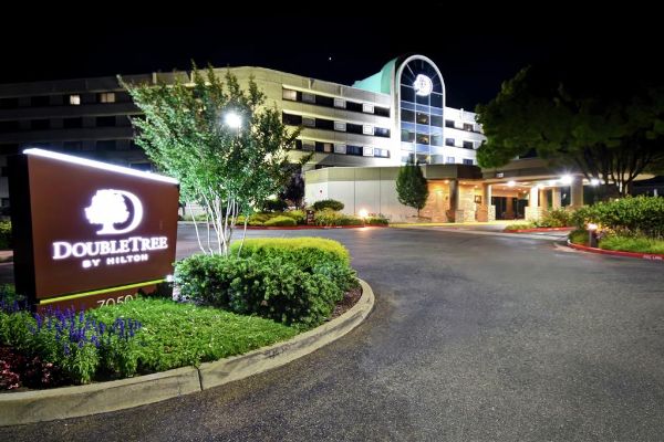 Doubletree By Hilton Pleasanton At The Club - Pleasanton, CA