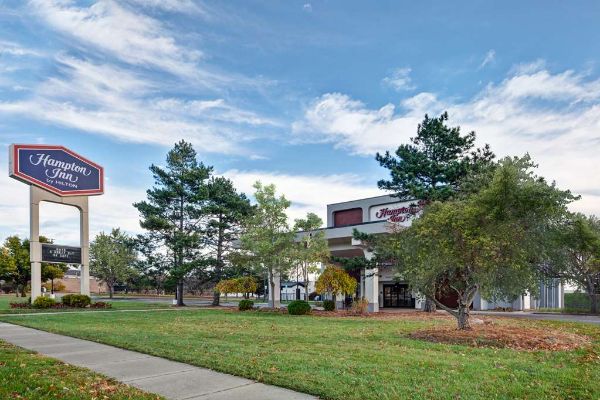 Hampton Inn Detroit/madison Heights/south Troy Area - Royal Oak, MI