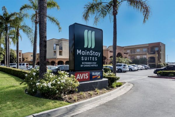 Mainstay Suites Orange County John Wayne Airport - Santa Ana, CA