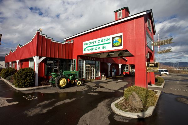 Cousins Country Inn - The Dalles, OR