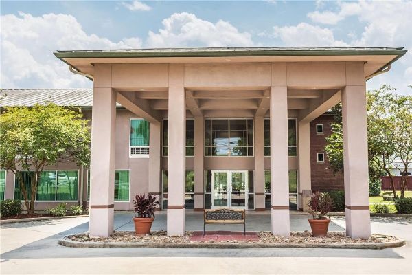Ramada By Wyndham Luling - Kenner, LA