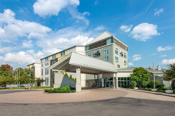 Trademark Collection By Wyndham 41 Lakefront Hotel - Geneva, NY