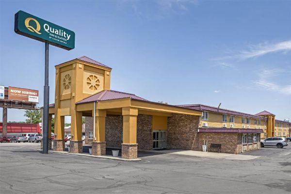 Quality Inn & Suites Lincoln South - Lincoln, NE