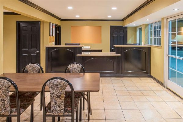 Ramada By Wyndham Ontario - Chino, CA