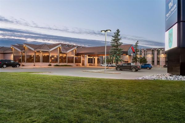 Trademark Collection By Wyndham Royal Hotel West Edmonton - Edmonton, Canadá