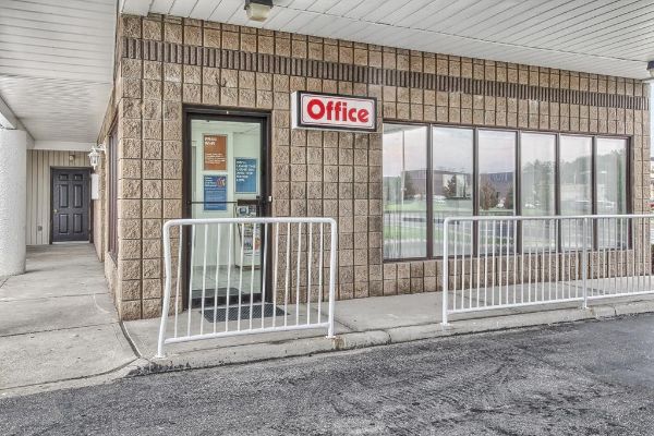 Motel 6 Windsor On - Dearborn, MI