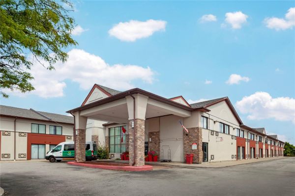 Quality Inn & Suites - Mississauga