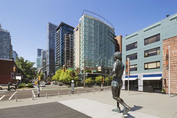 Hampton Inn & Suites By Hilton Vancouver-downtown - Vancouver