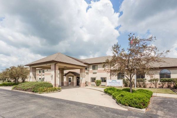 Howard Johnson By Wyndham Manteno - Kankakee, IL
