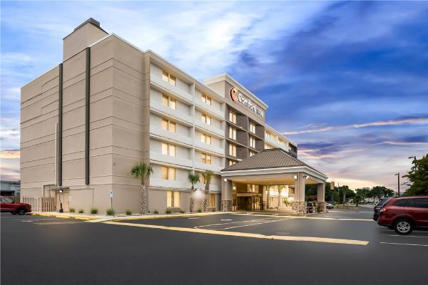 Comfort Inn University - Wrightsville Beach, NC