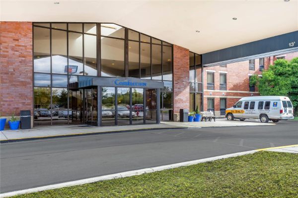Comfort Inn Cleveland Airport - Parma, OH