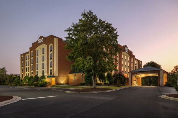 Four Points By Sheraton Greensboro Airport - High Point, NC
