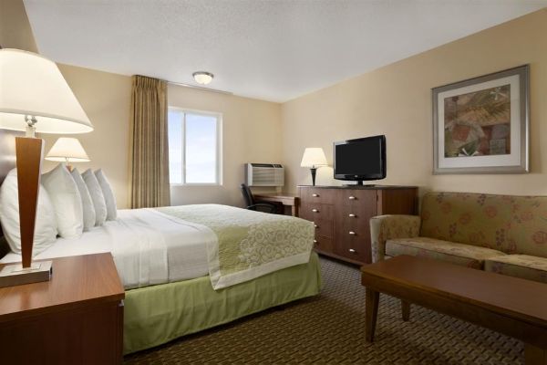 Days Inn & Suites By Wyndham Gunnison - Gunnison, CO