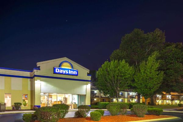 Days Inn By Wyndham Portage/indiana Dunes National Park - Portage, IN