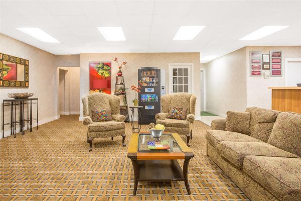 Days Inn By Wyndham Chester - Chesterfield, VA
