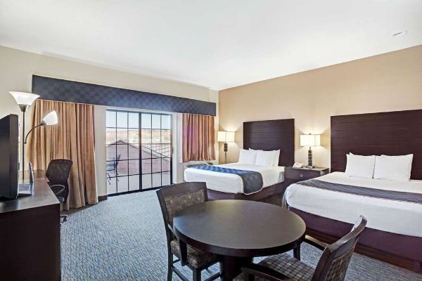 Days Inn & Suites By Wyndham Page Lake Powell - Page, AZ
