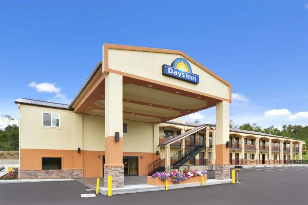 Days Inn By Wyndham Fultondale - Birmingham, AL