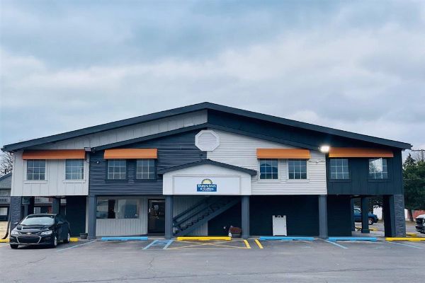 Days Inn & Suites By Wyndham Port Huron - Sarnia