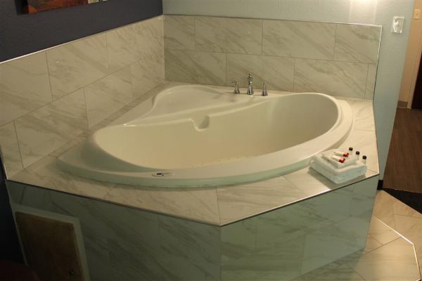 Travelodge By Wyndham Water’s Edge Hotel - Racine - Racine, WI