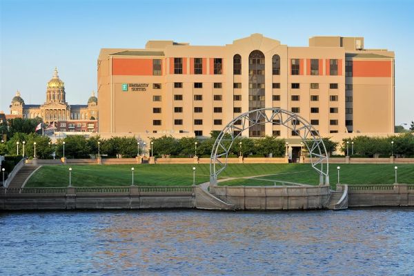 Embassy Suites By Hilton Des Moines Downtown - Des Moines, IA