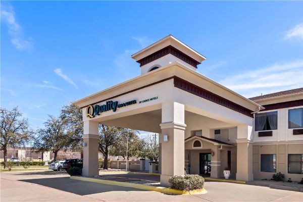 Quality Inn & Suites - Granbury - Granbury, TX