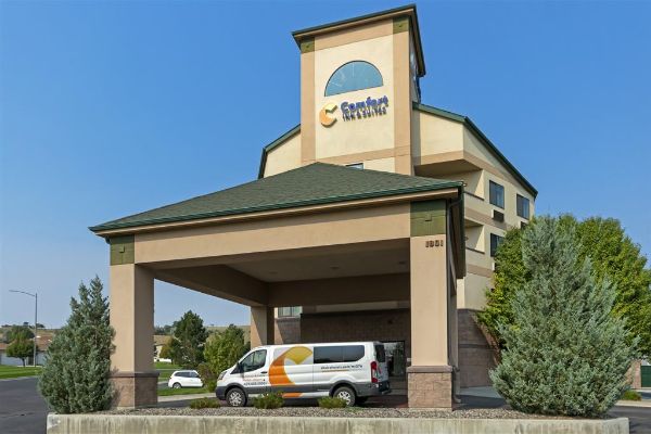 Comfort Inn & Suites Market - Airport - Great Falls, MT