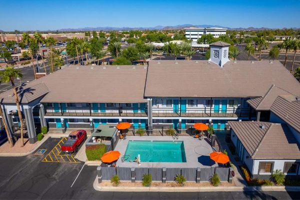 The Hotel Serene Glendale Peoria Surestay Collection By Bw - Peoria, AZ