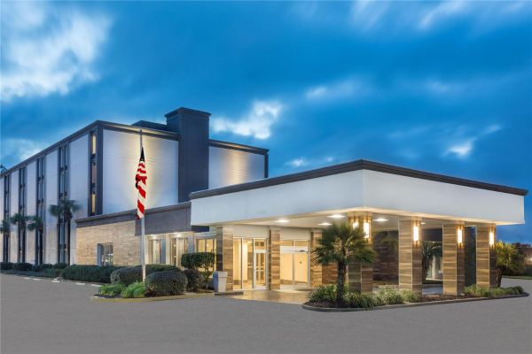 Wyndham Garden Summerville - Summerville, SC